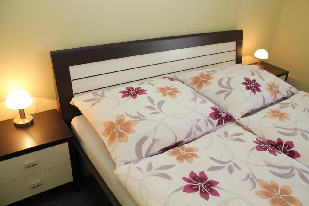 3 Rooms Sunny Apartments-Schoenbrunn, 100M2 With Balcony เวียนนา ห้อง รูปภาพ