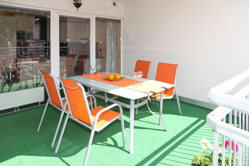 3 Rooms Sunny Apartments-Schoenbrunn, 100M2 With Balcony เวียนนา ห้อง รูปภาพ